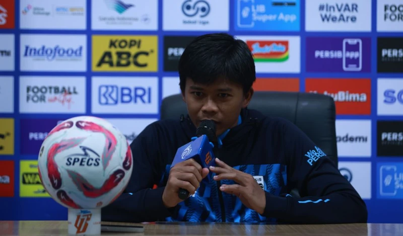 Liga 1:Edo Bersyukur Persib Raih Tiga Poin Meski Recovery Mepet - SportJabar