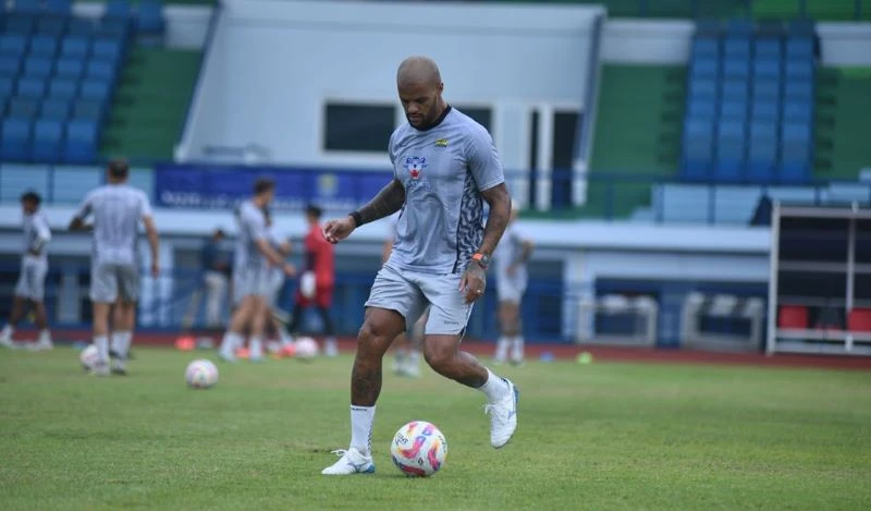 Liga 1: Sudah Ikut Latihan Bersama, Bojan Beri Sinyal Boyong David ke Madura - Sport Jabar