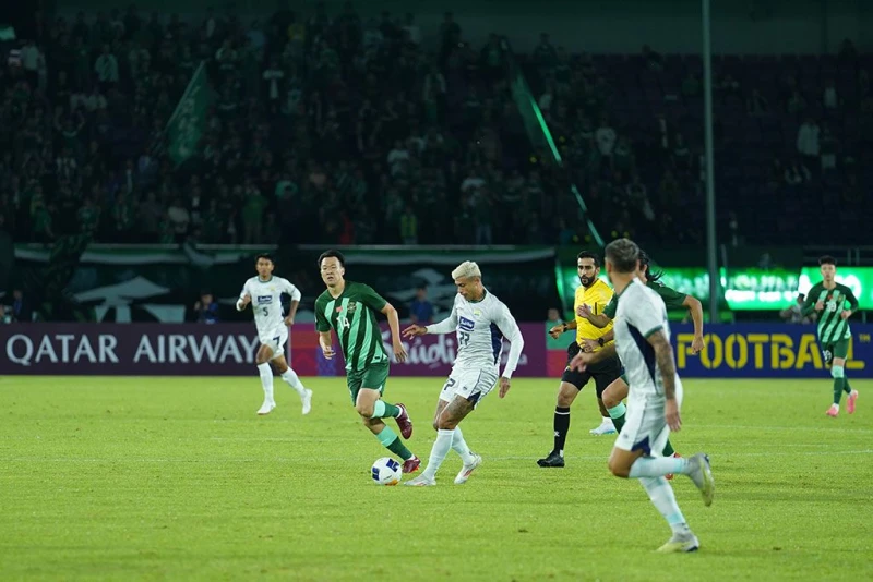 AFC Champions League 2 2024/2025:Puji Performa Skuad Persib, Bojan Kecewa Dengan Hasil Akhir di Kandang Zhejiang - SportJabar