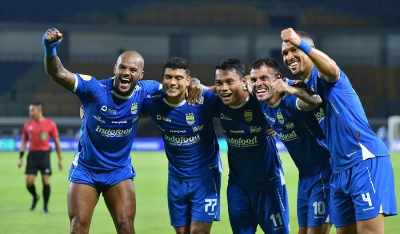 Liga 1:Tekuk Malut United Lewat Gol Duo Brasil, Tren Kemenangan Persib Terus Berlanjut - SportJabar